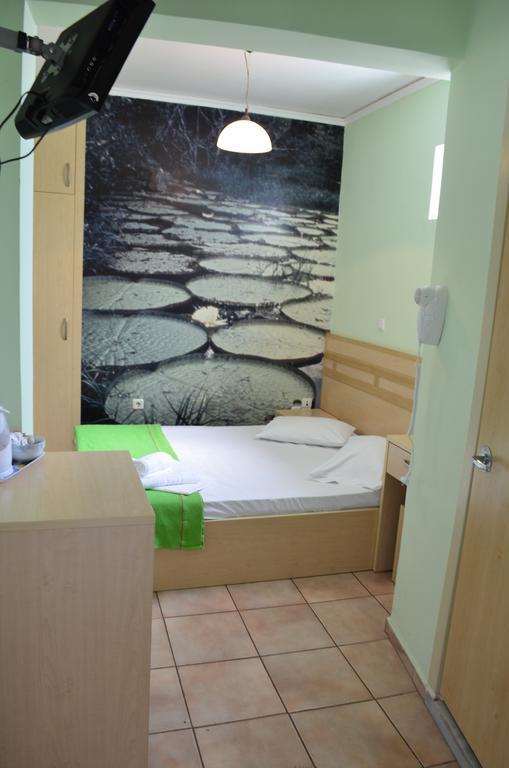 Fontana Rooms Mytilene Quarto foto